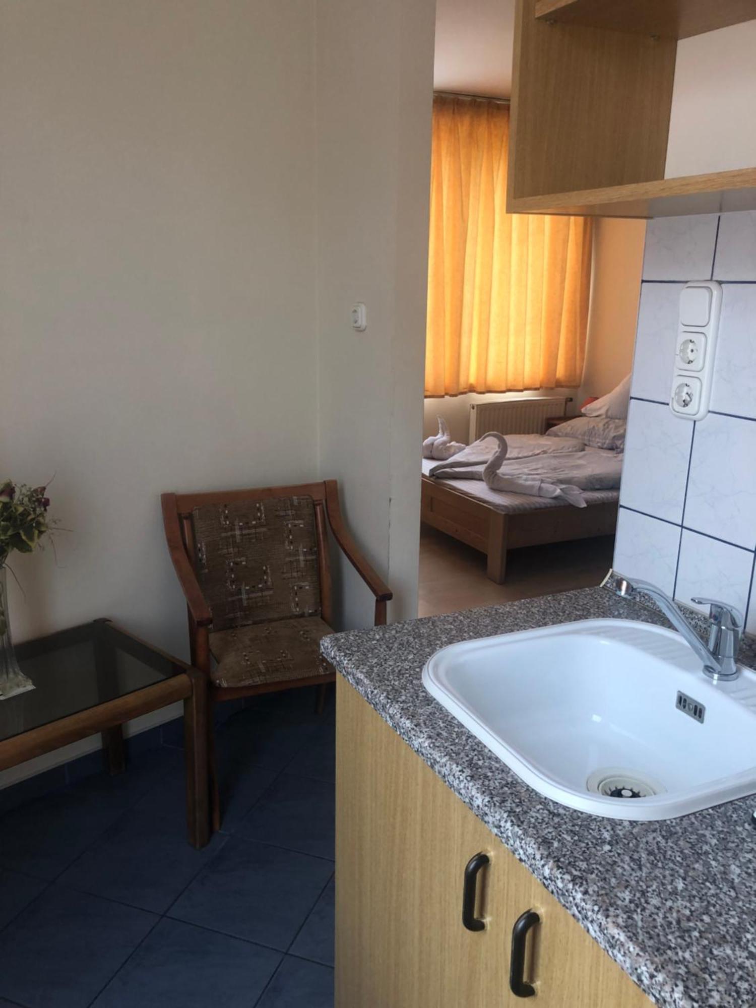 City Hotel Siófok Extérieur photo