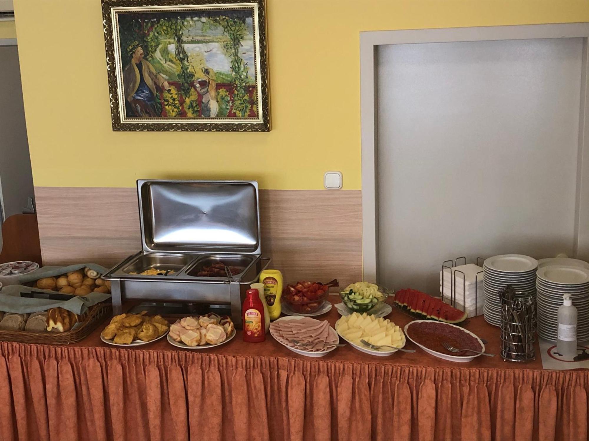 City Hotel Siófok Extérieur photo