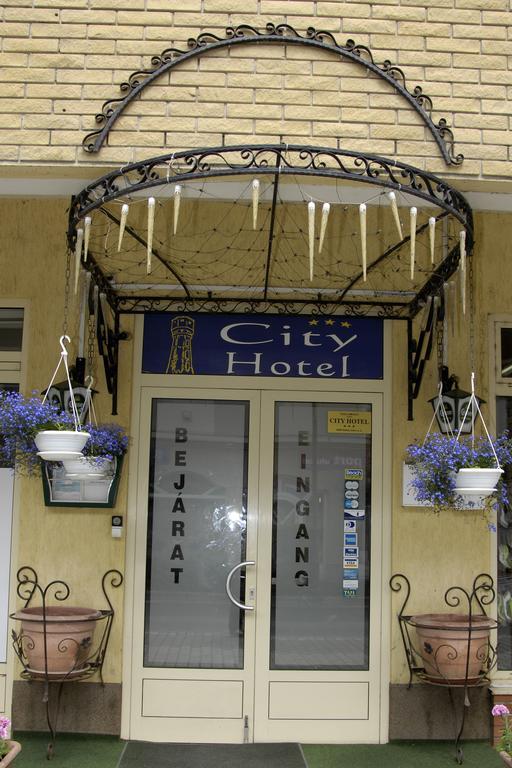 City Hotel Siófok Extérieur photo