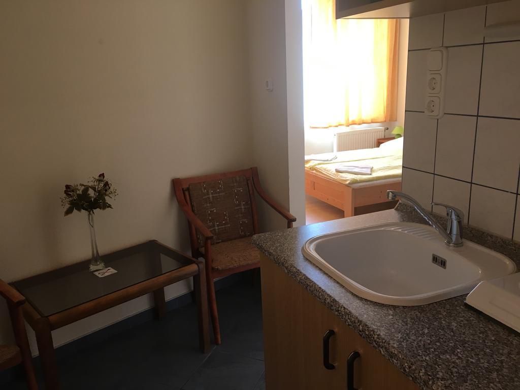 City Hotel Siófok Extérieur photo